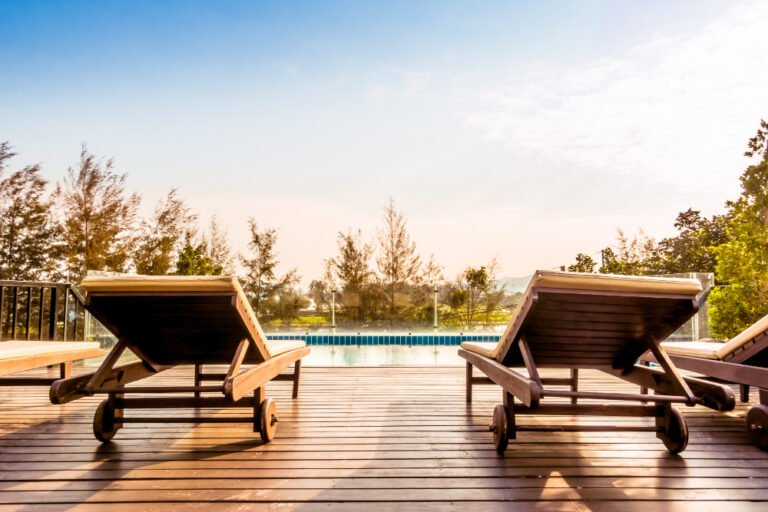 Elegance pools and outdoors - Luxury Backyard Ideas in South Florida